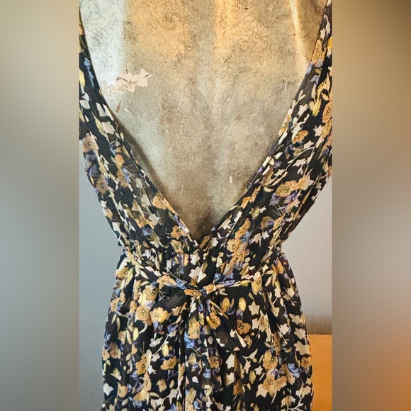 Stunning Boho maxi sundress navy floral with gold metallic detail fully lined - Picture 6 of 6